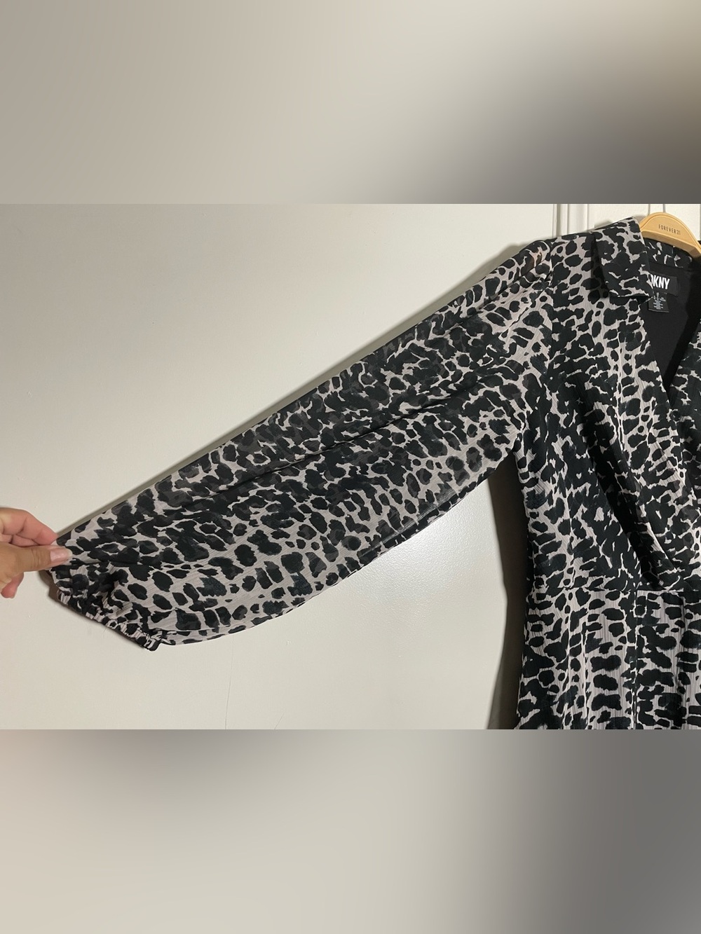 DKNY leopard print midi dress - Picture 5 of 7